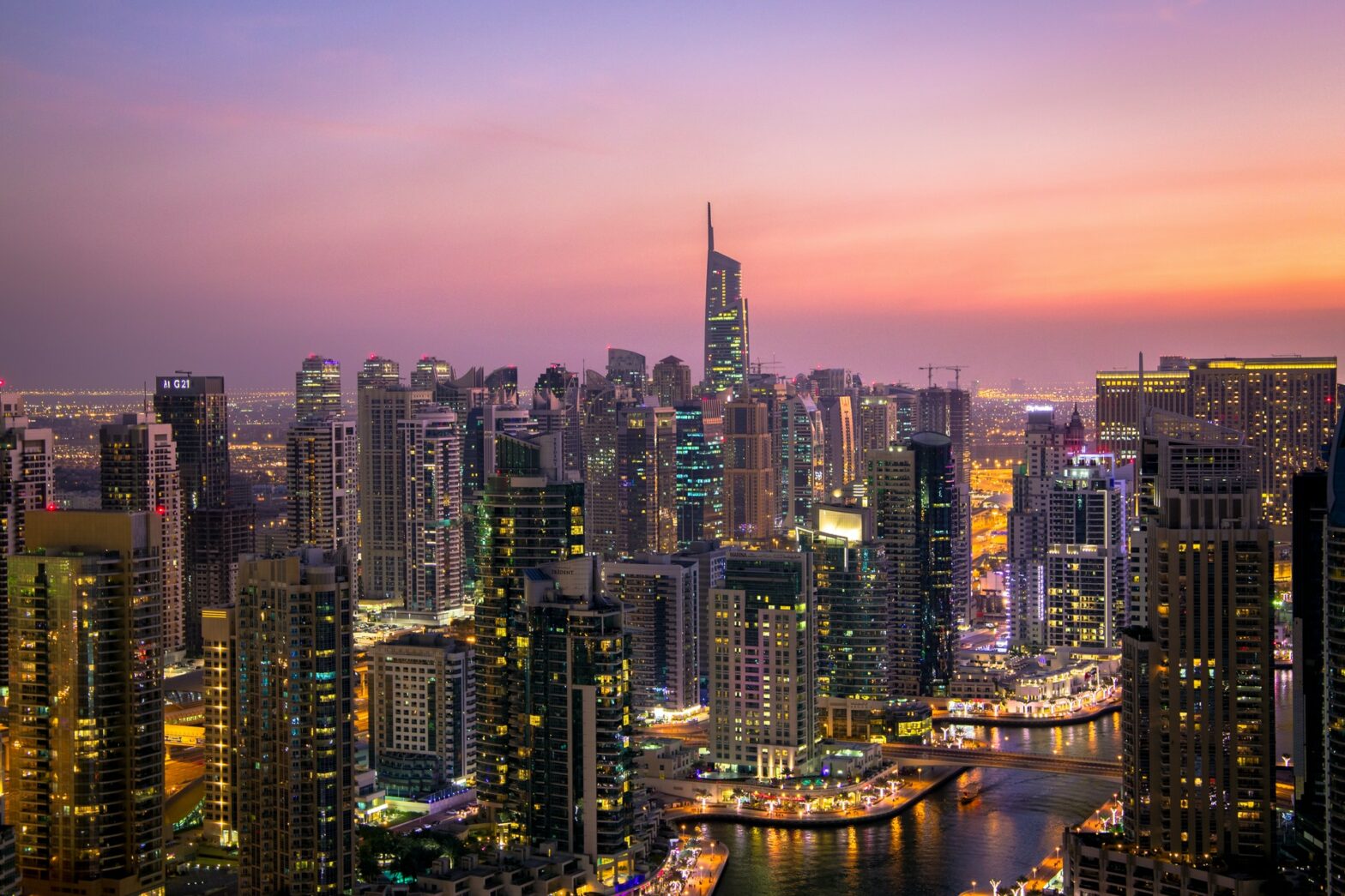 Dubai e Medio Oriente: perché portare il proprio business nell’area MENA? Alessandro Stival - Agoràpro